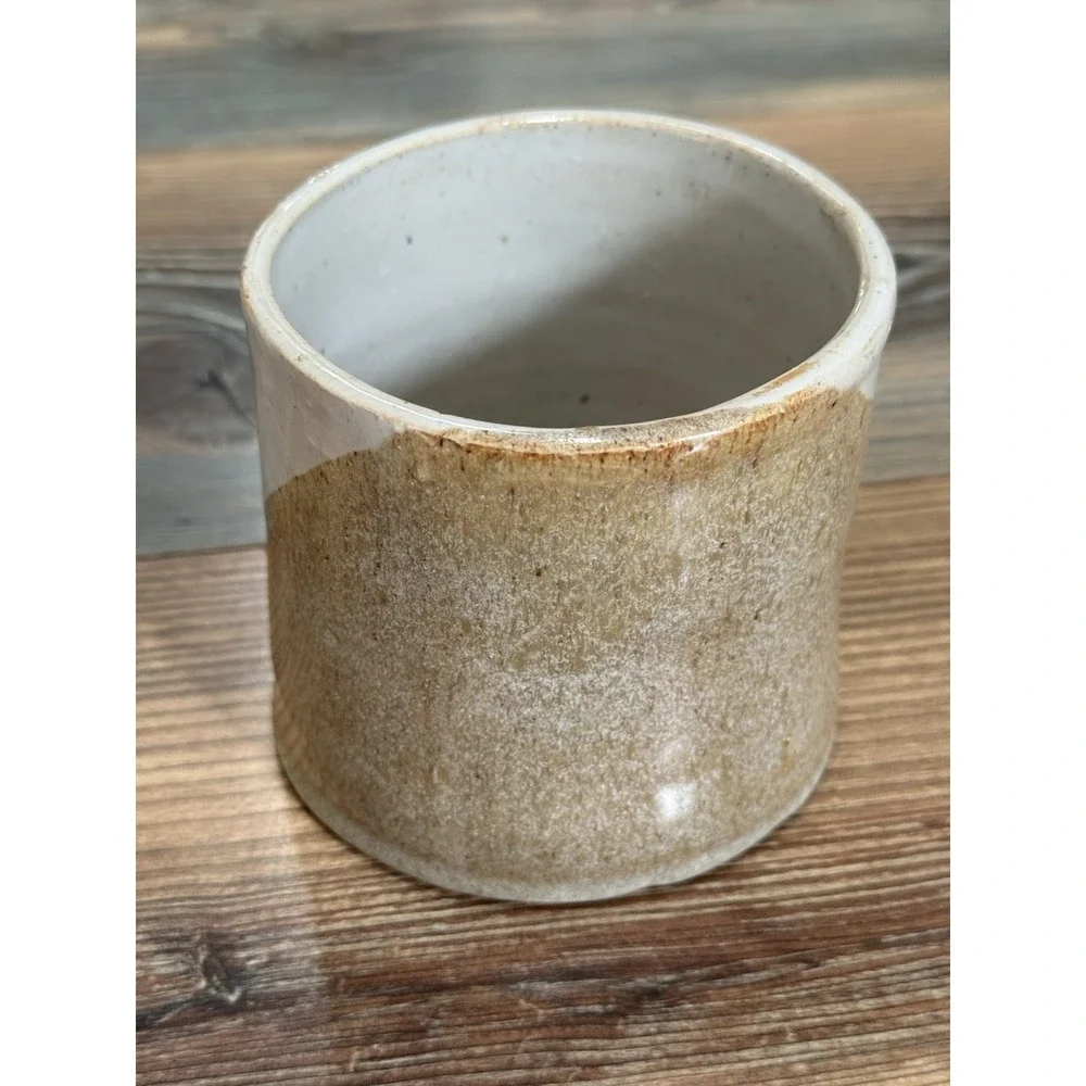 Handmade Signed MT Vase/Planter 4x4
